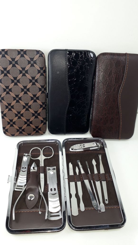 MELECH-363 SET DE MANICURA 358 MC012  -  -  -  -  